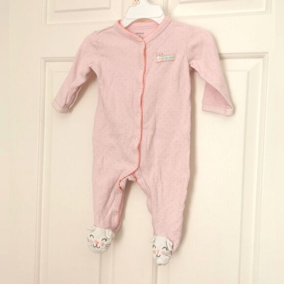 5/$10 Carter's baby girls sleeper size 6 m - Picture 1 of 5